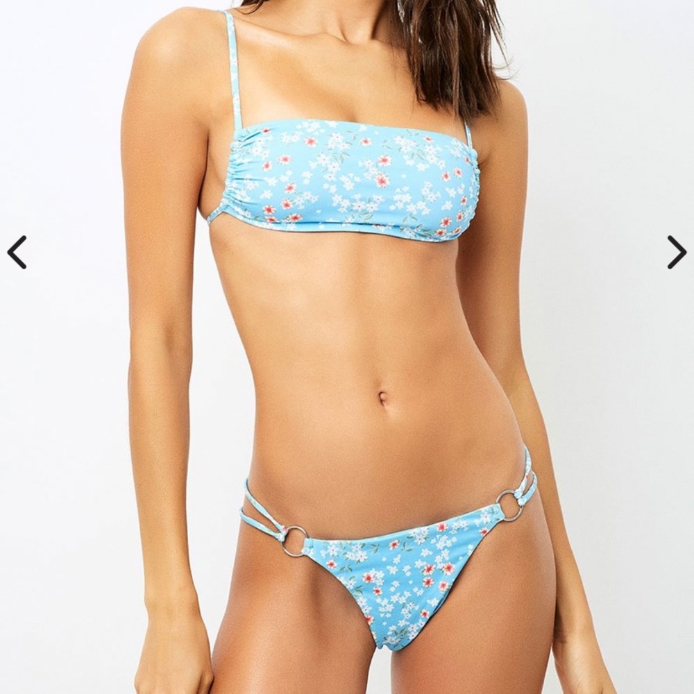 frankie’s bikini set